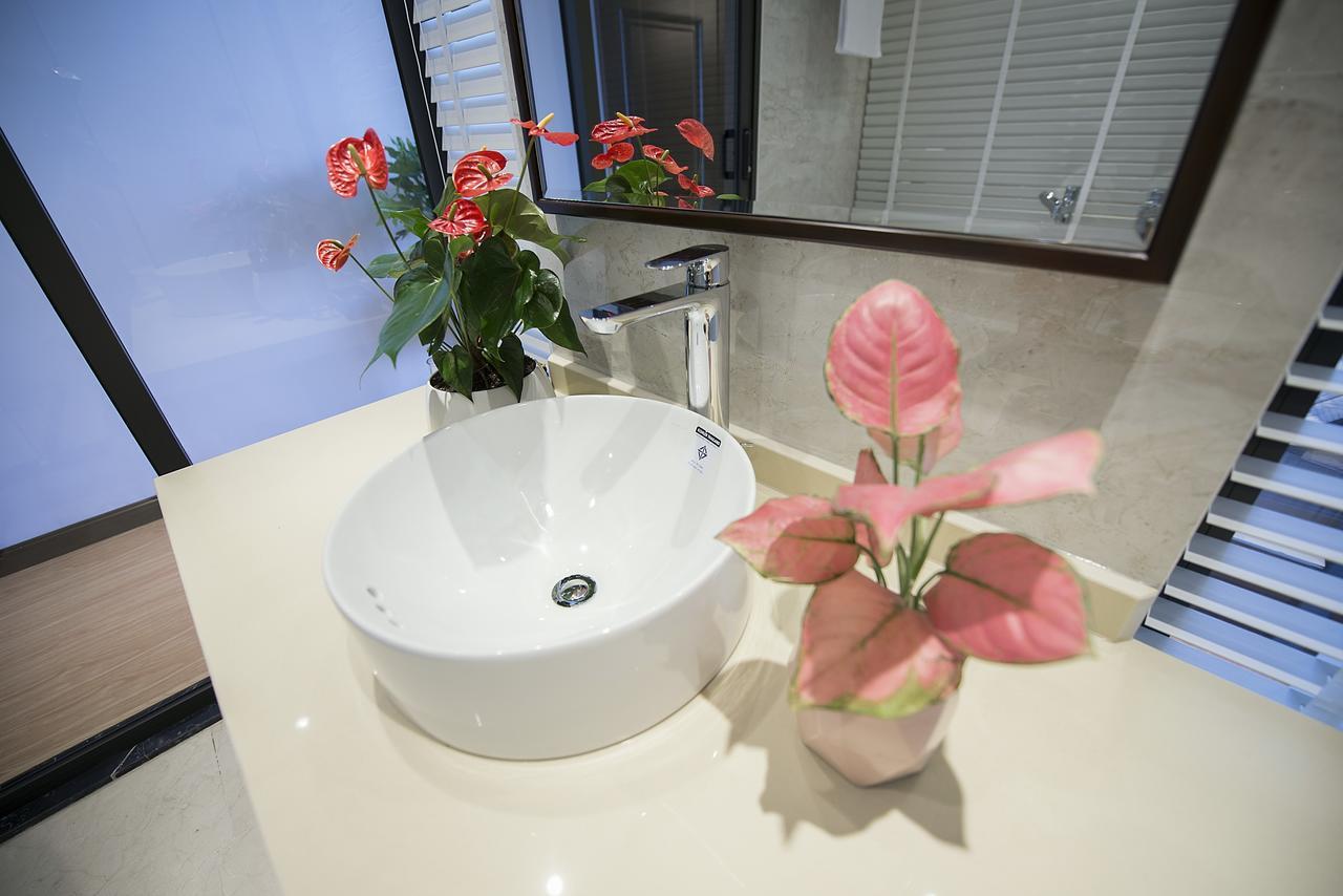 Hong Gia Tue Apartment Hanoi Esterno foto